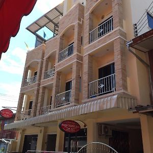 Baan Taweesuk Guest House